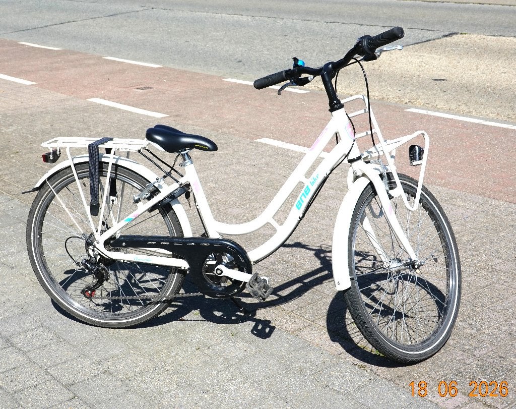 Meisjesfiets BNB Bike 24 inch, Fietsen en Brommers, Ophalen, 24 inch, Velgrem, Versnellingen