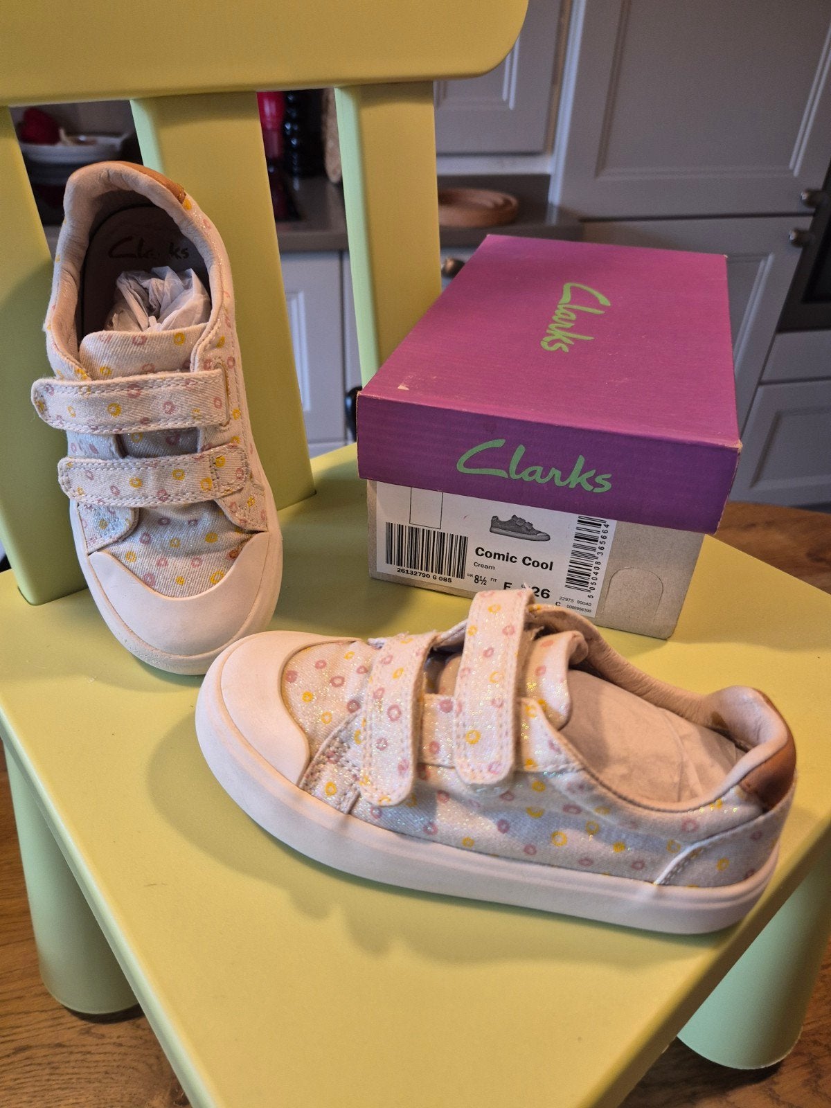 Kindersneakers Clarks/maat 26/ZGAN, Meisje, Clarks, Sportschoenen, Ophalen of Verzenden