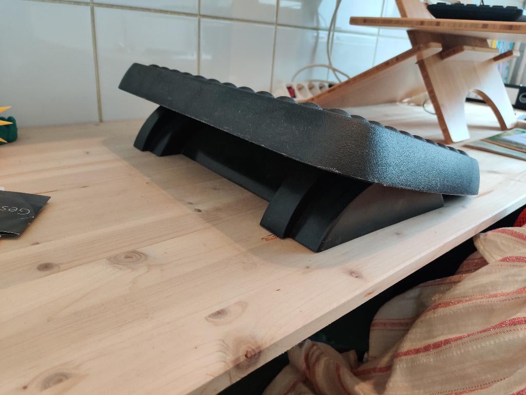 Voetsteun bureau, Enlèvement, Comme neuf