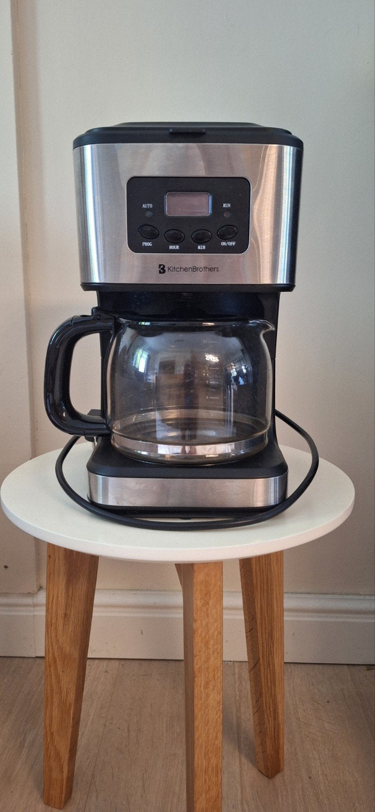 Cafetière comme neuve, Enlèvement