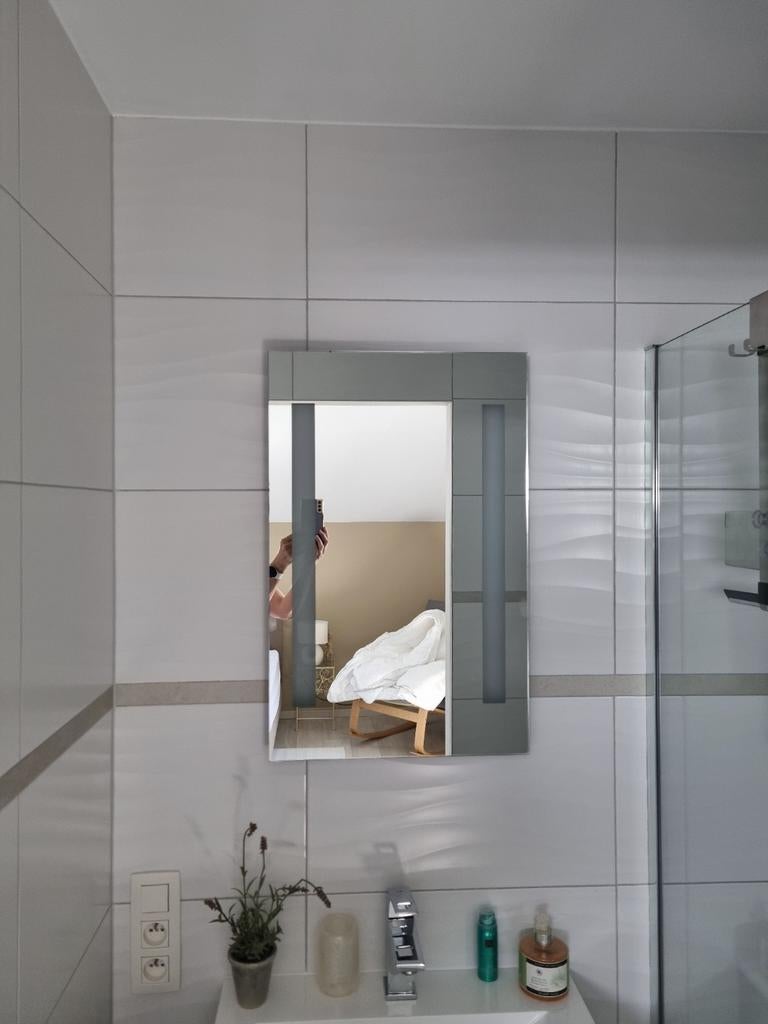 Miroir salle de bain, Enlèvement