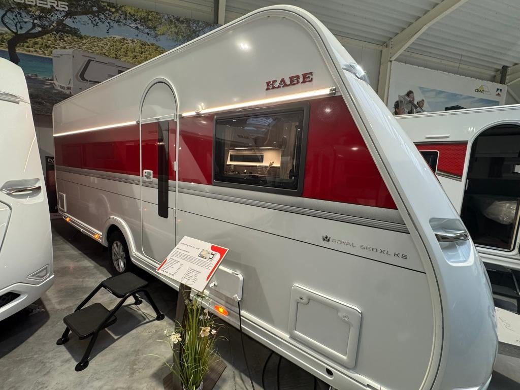 KABE ROYAL 560 XL KS 2026, Rondzit, 7 tot 8 meter, Bedrijf, Kabe