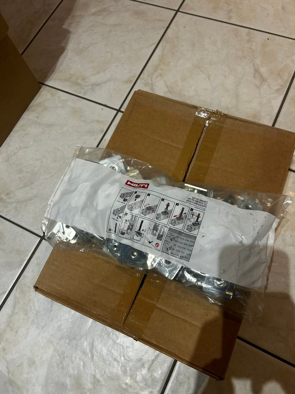 Encra Hilti pour rail R4, Enlèvement, Hilti