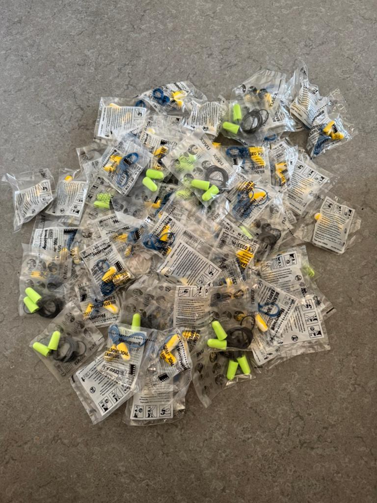 100 stuks gehoorbescherming nieuw, Bricolage & Construction, Protecteurs auditifs, Enlèvement ou Envoi
