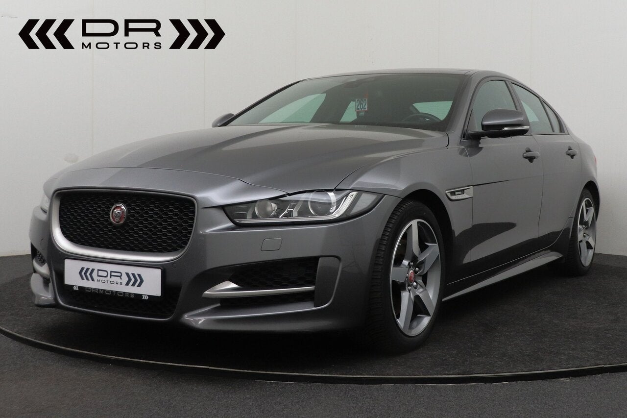 Jaguar XE R- Design - PANODAK - CAMERA - VERW ZETELS - KEYL, Auto's, 4 deurs, Parkeersensor, 4 cilinders, https://public.car-pass.be/vhr/de4ab544-ba5b-4529-8eaf-786bcb5d5cf4