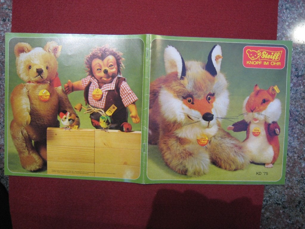 Catalogue de jouets Steiff vintage 1975, Enfants & Bébés, Overige karakters, Comme neuf, Envoi, Ours