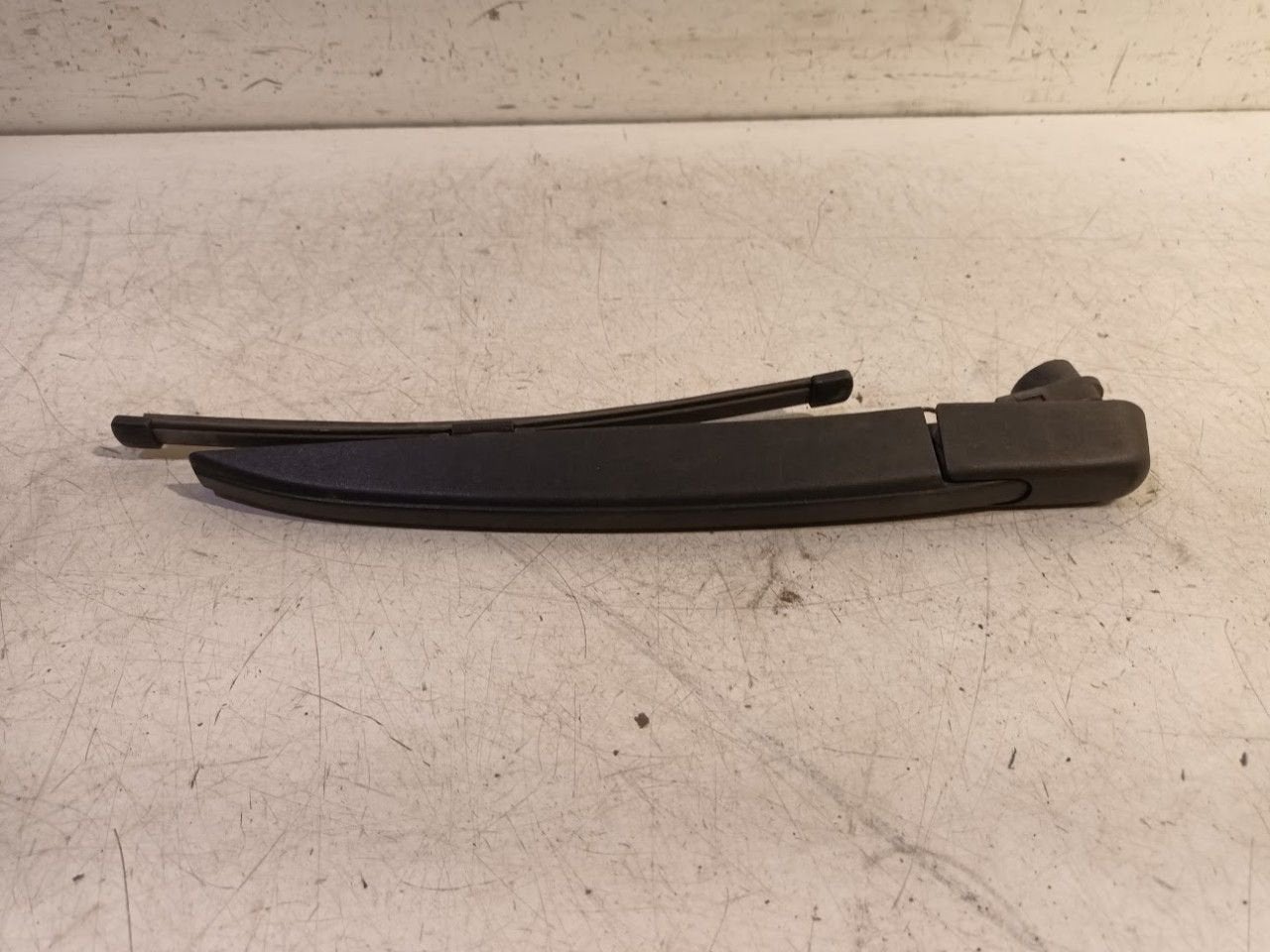 Ruitenwisserarm achterruit Renault Clio, Onderdelen@venauto.nl, Van der Ven Autorecycling B.V., Gebruikt, Ettenseweg 76, 4706 PB Roosendaal, The Netherlands