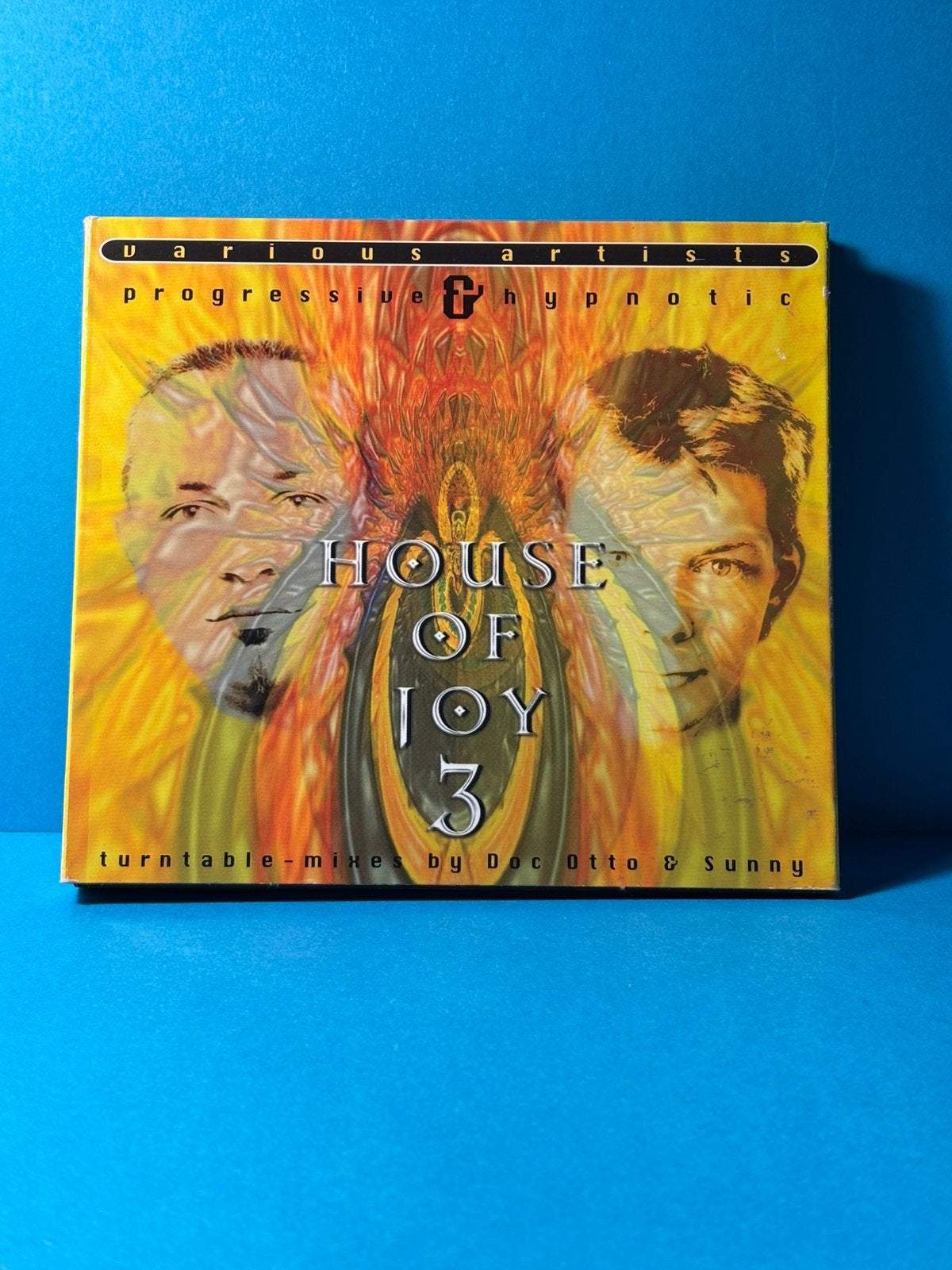House of joy 3 - progressive & hypnotic ( trance ), Envoi, Comme neuf