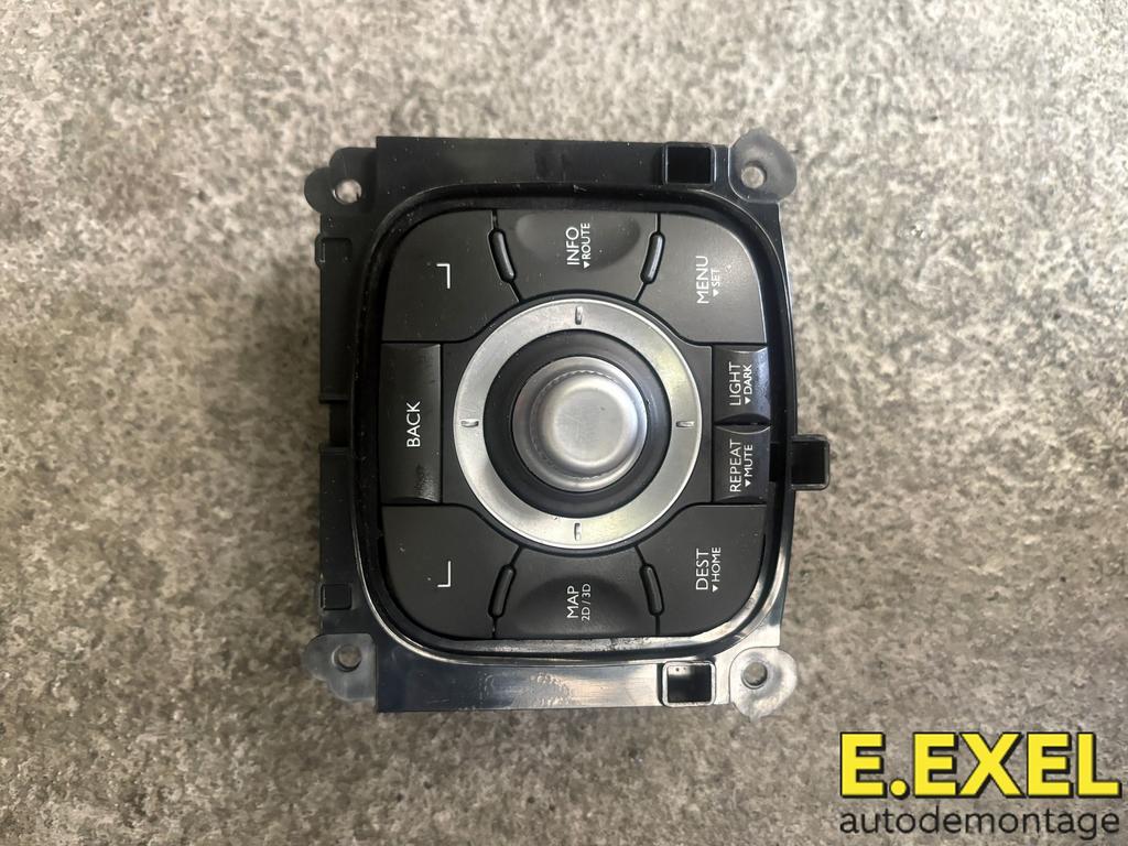 Regelunit Multi Media Renault Laguna 253B00345R, Autos : Divers, Autoradios, Enlèvement ou Envoi, -, -, -