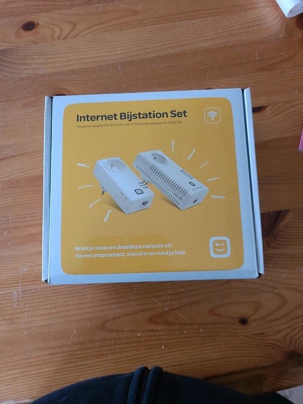 Internet Bijstation Set Telenet, Informatique & Logiciels, Routeurs & Modems, Enlèvement ou Envoi, Neuf, Telenet