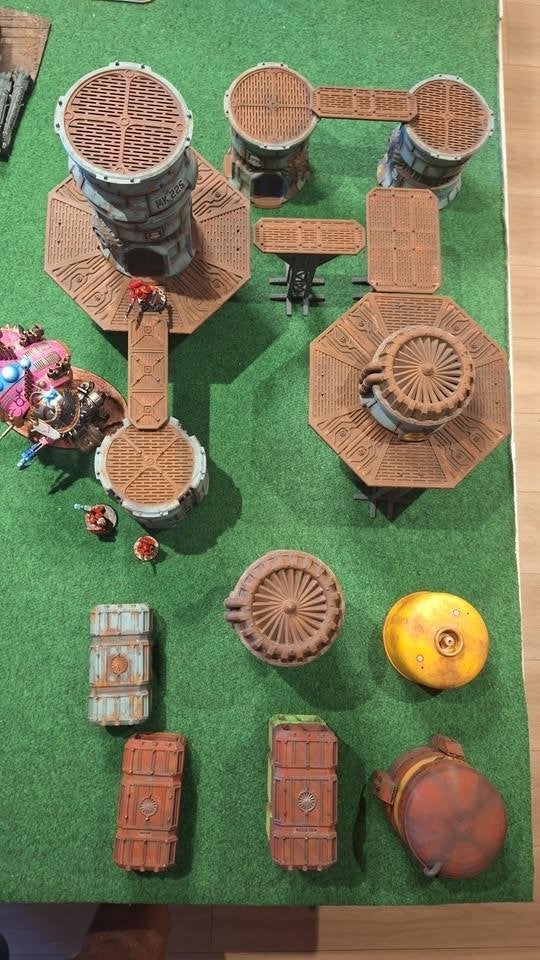 WH40K 30K Kill team terrain set, Ophalen of Verzenden, Zo goed als nieuw, 1:35 tot 1:50, Diorama