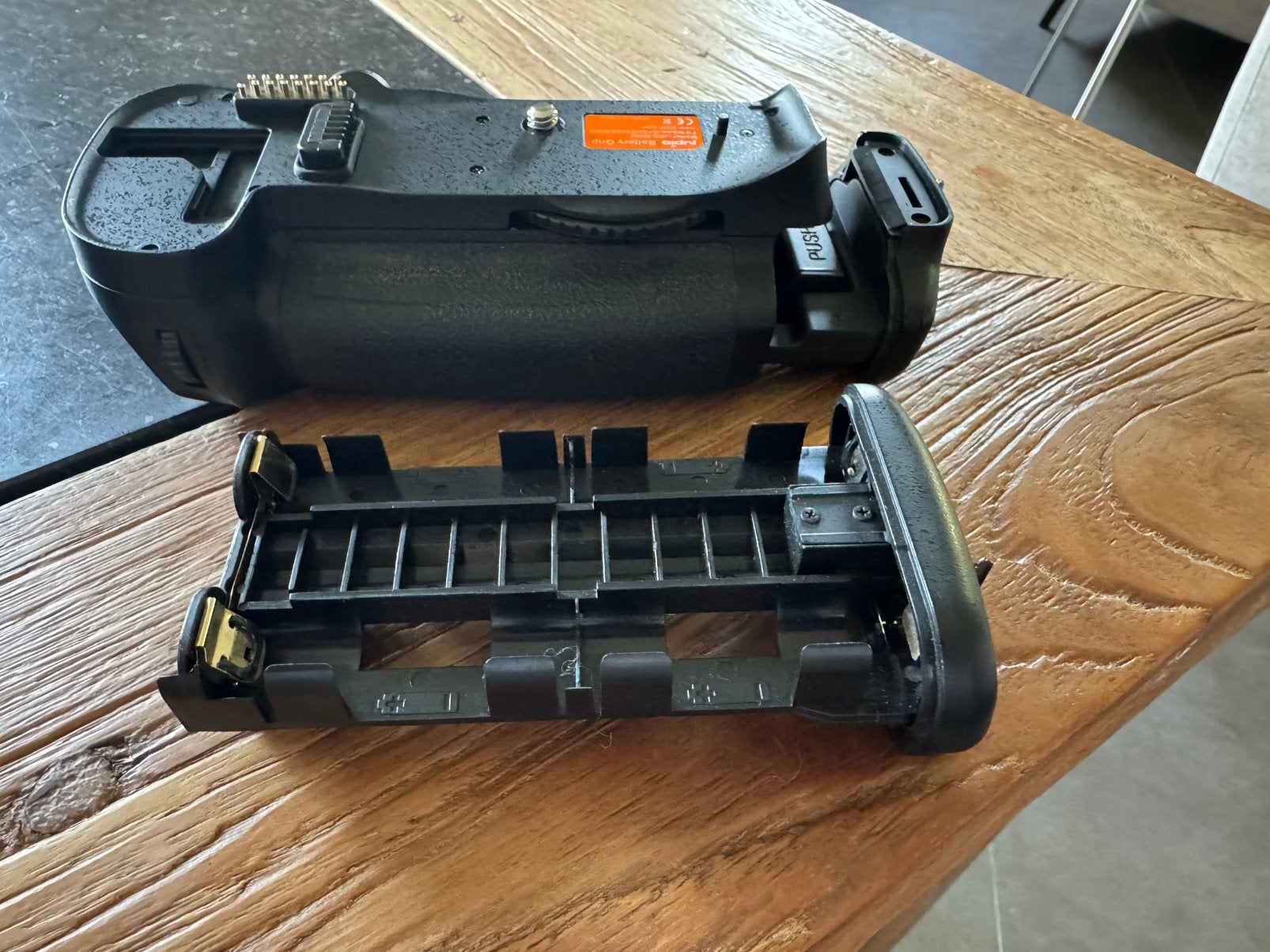 Battery Grip pour Nikon D300/D300s & D700, Audio, Tv en Foto, Ophalen of Verzenden, Zo goed als nieuw, Nikon