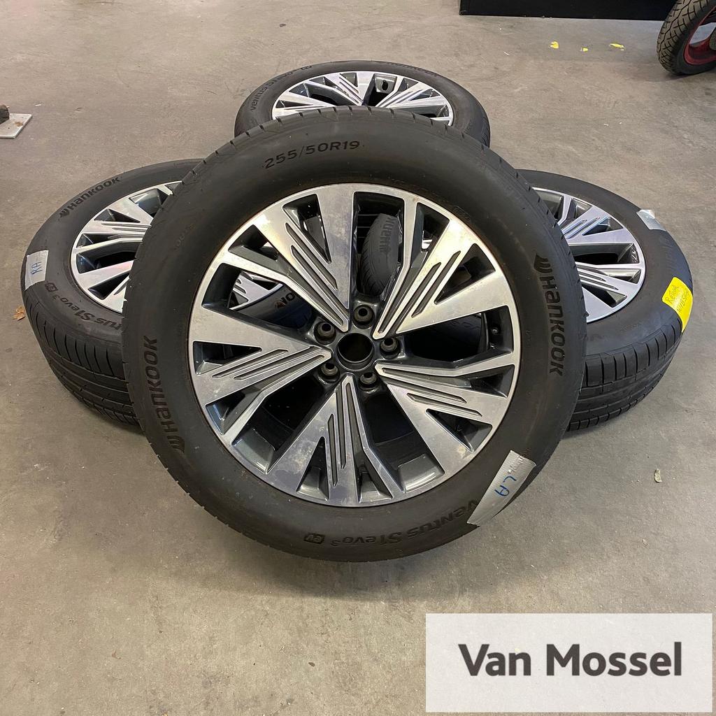 Audi Q4 E-Tron Hankook Ventus S1 Evo 3 235/55/R19 - 255/50/R, Auto-onderdelen, Banden en Velgen, Banden en Velgen, Zomerbanden