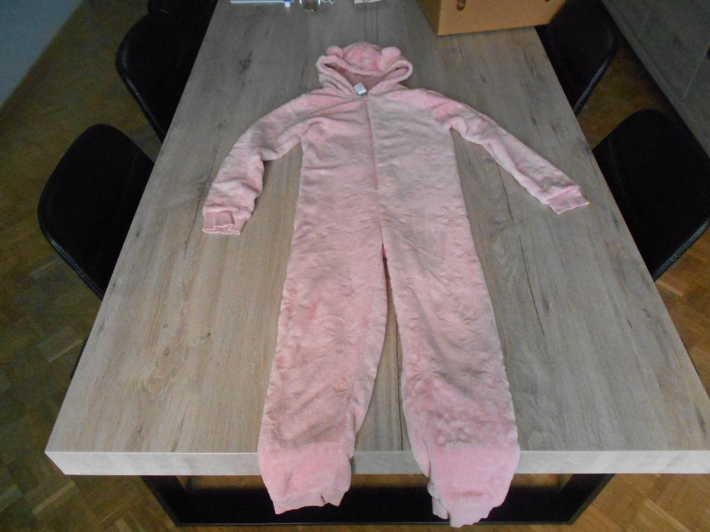 roos onesie pyjama maat 134 - 140, Kinderen en Baby's, Kinderkleding | Maat 134, Nacht- of Onderkleding, C&A, Meisje, Ophalen of Verzenden