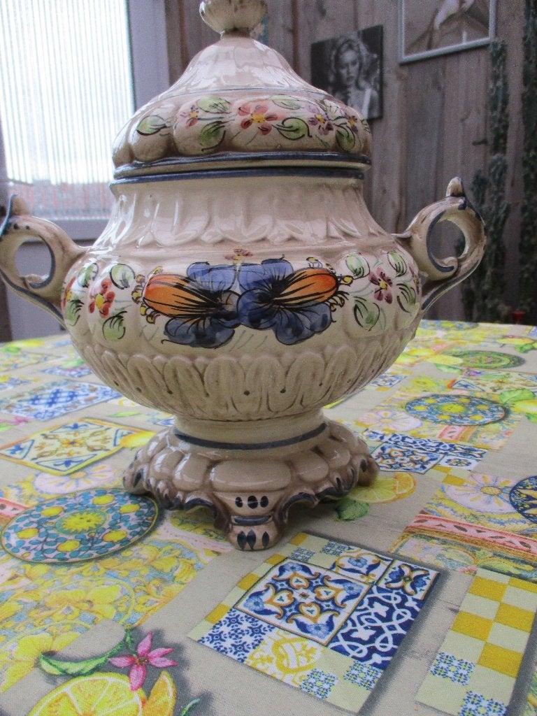 Italiaanse Potpourrivas /sierpot met deksel handgeschilderd, Ophalen