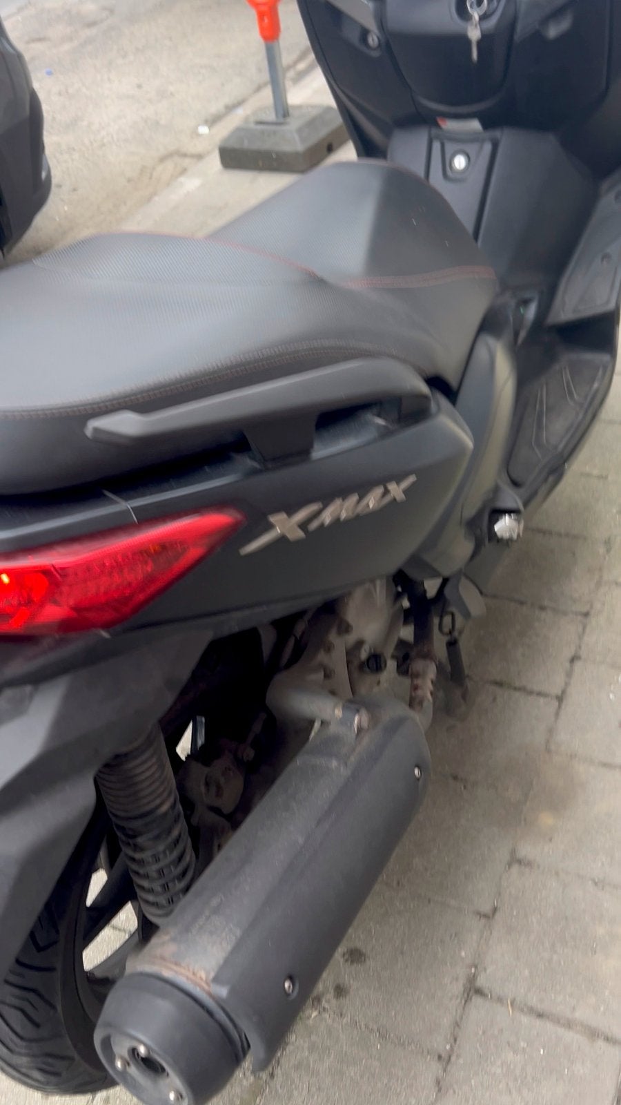 YAMAHA XMAX 125c, Enlèvement, Utilisé