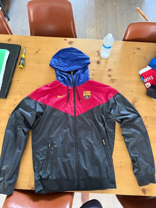 Veste d'entraînement Barcelona S, Enlèvement ou Envoi, Comme neuf