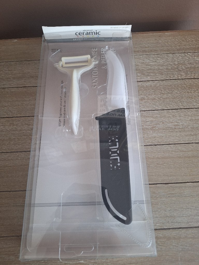 Couteau et éplucheur en céramique NEW SET | Kyocera, Neuf, Enlèvement ou Envoi, Autres marques, Autres types