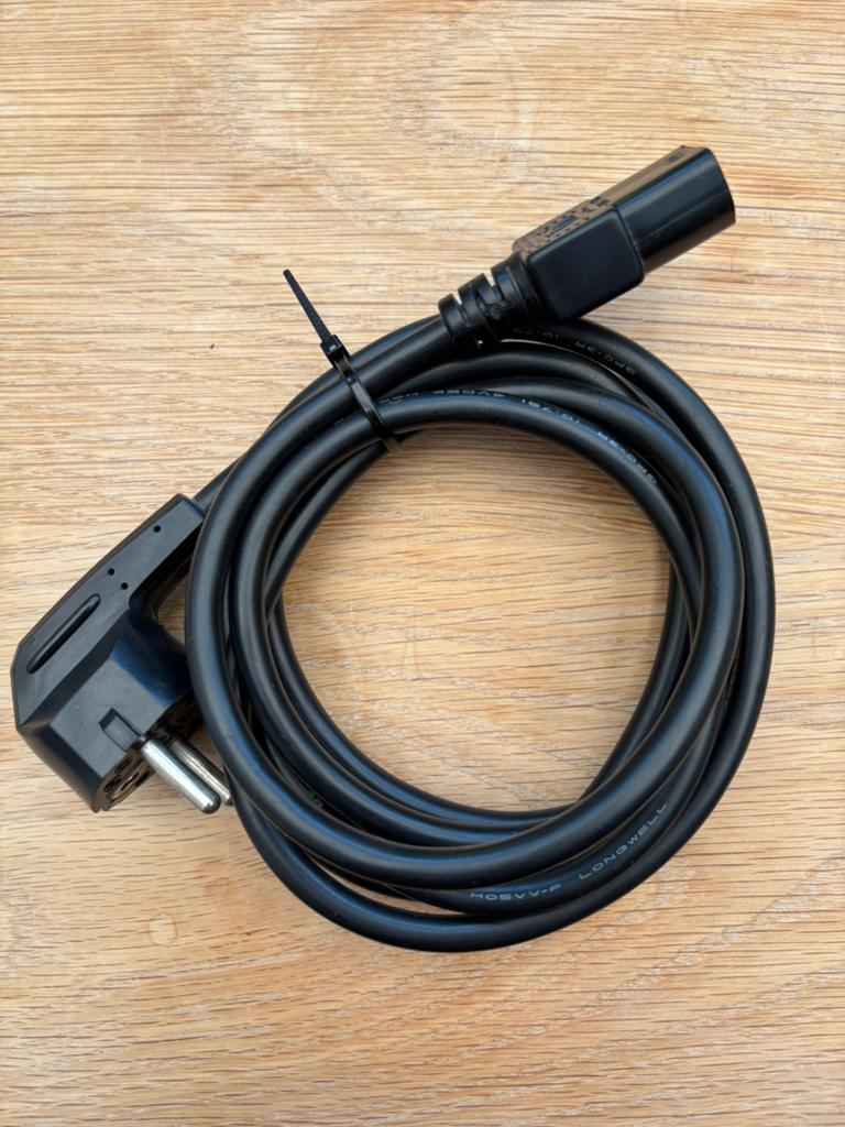 Voedingskabel 2m Schuko male - C13 3G0.75 Longwell, Computers en Software, Pc- en Netwerkkabels, Verzenden, Gebruikt