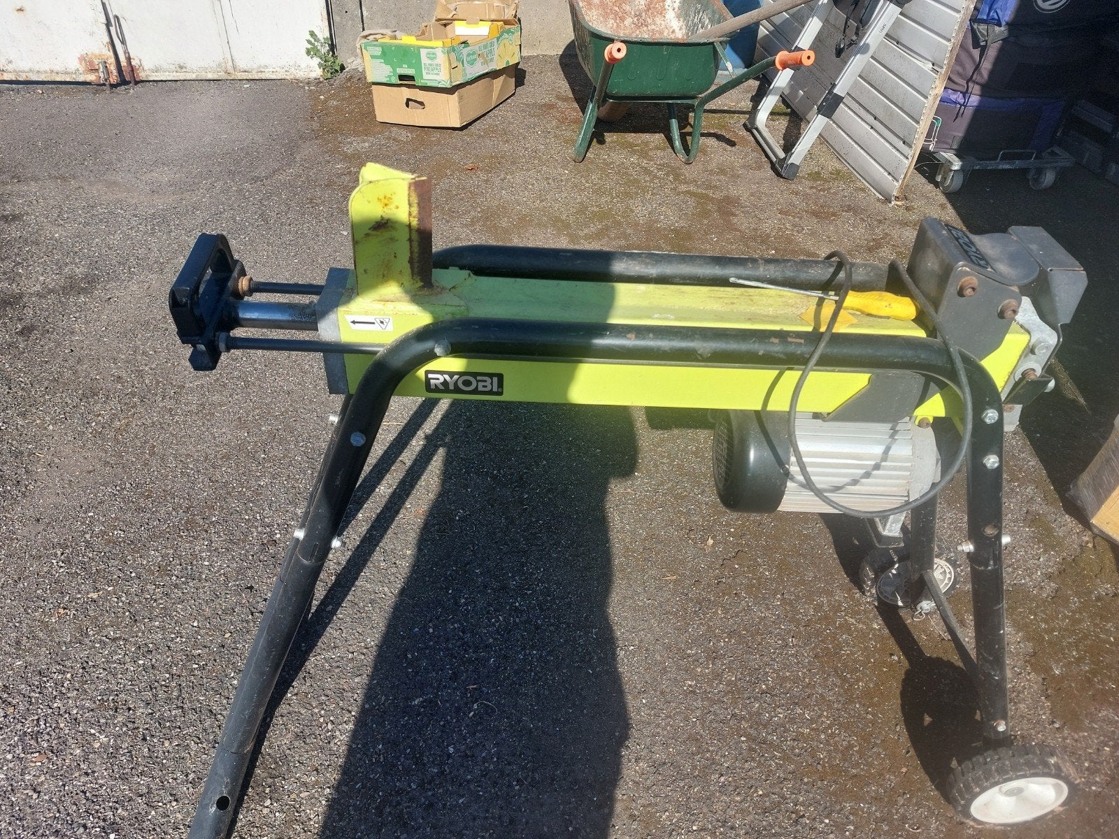 vend fendeuse à bûche rioly, Rioly, Électrique, Comme neuf, Enlèvement