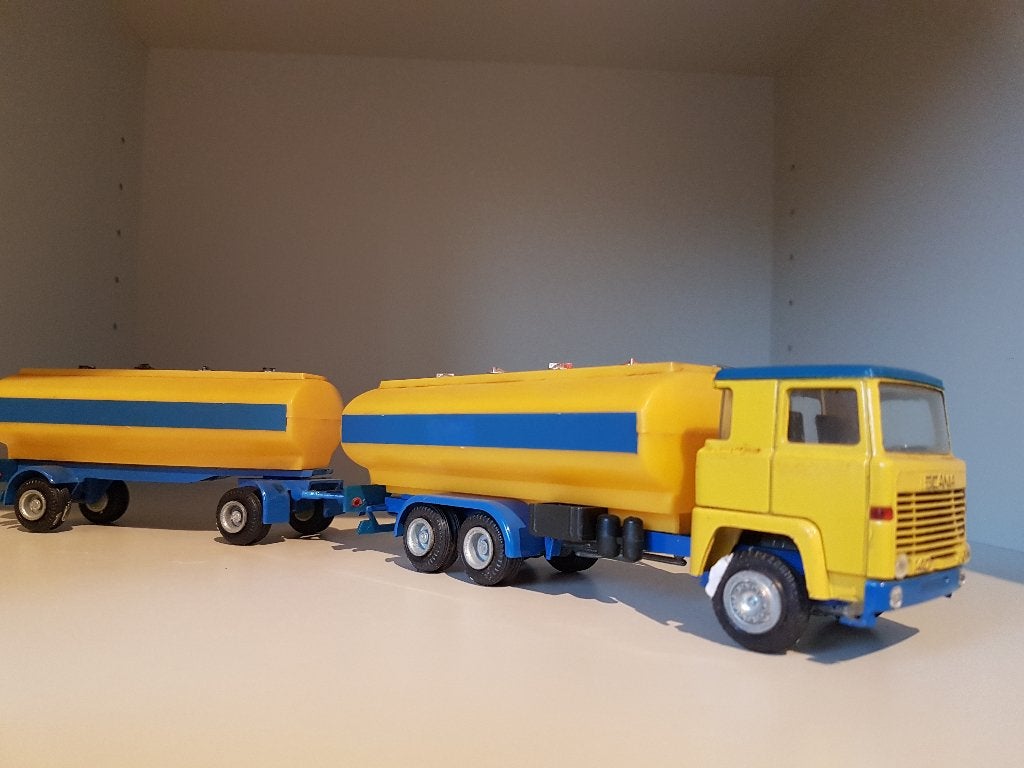 Scania Tankwagen, Hobby en Vrije tijd, Ophalen of Verzenden, Zo goed als nieuw, Bus of Vrachtwagen, Overige merken