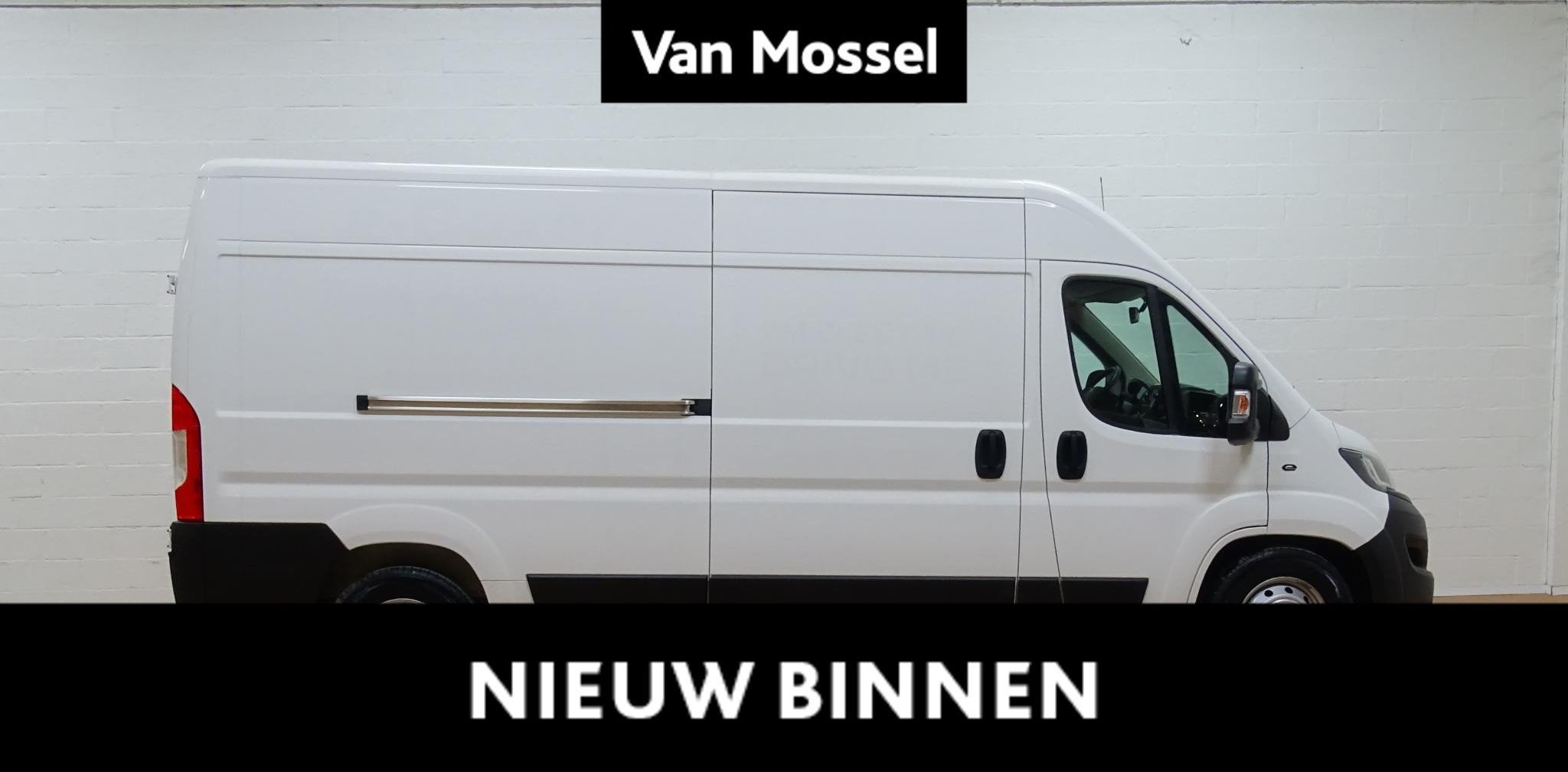 Peugeot Boxer 2.2 BlueHDi S&S 180 335 L3H2 Auto, Auto's, Stof, Zwart, 2500 kg, Wit