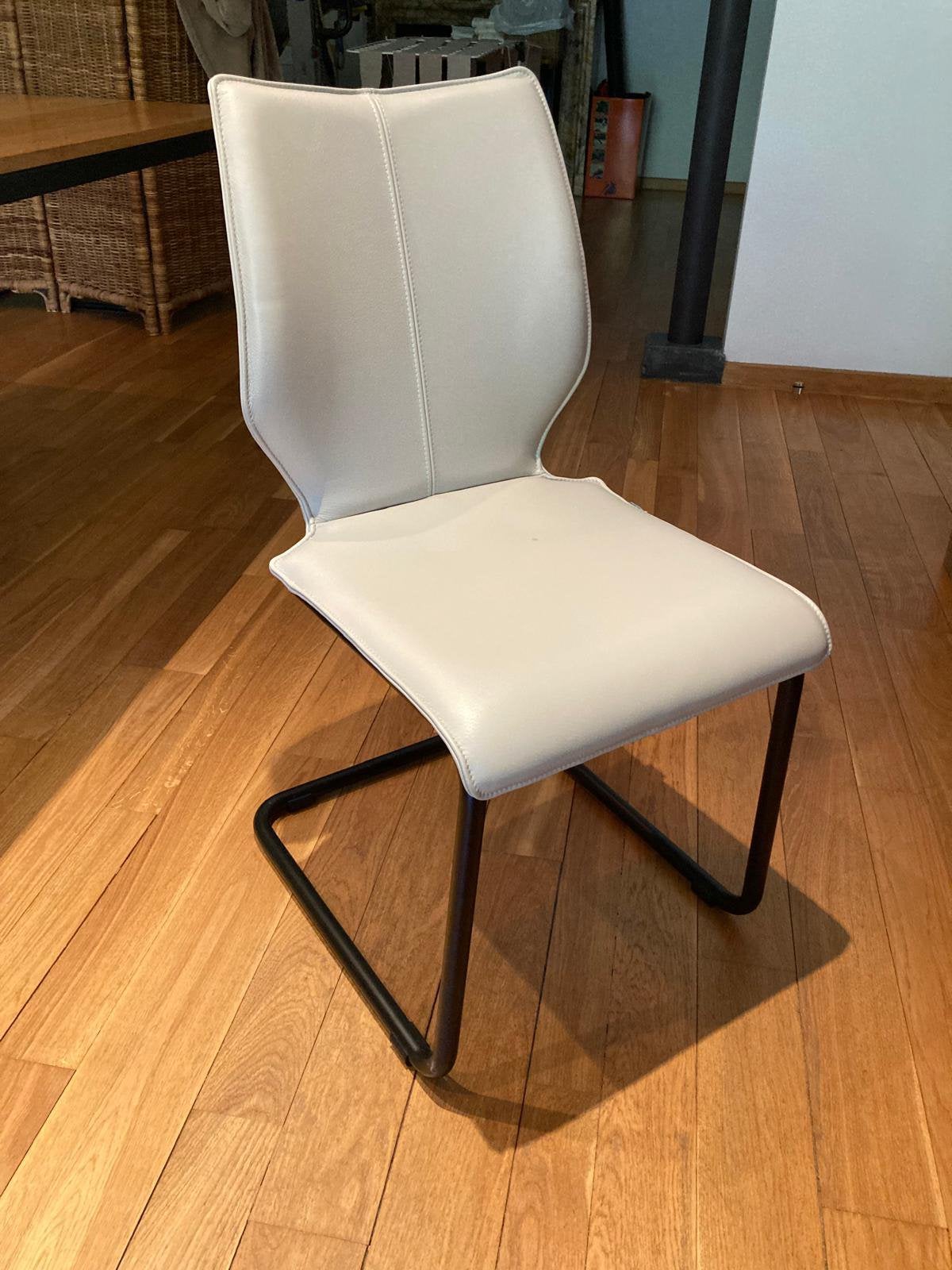 Set van 4 luxe lederen eetkamer stoelen, Huis en Inrichting, Stoelen, Ophalen, Overige kleuren, Nieuw, Leer