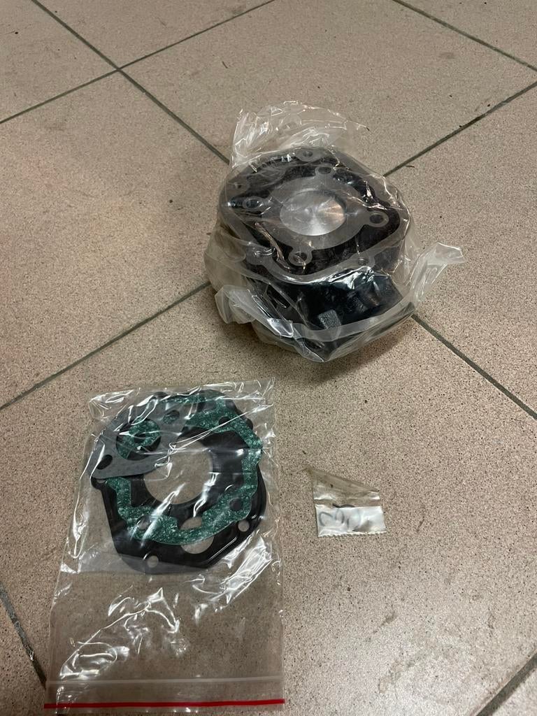 Derbi cilinderset, Fietsen en Brommers, Ophalen, Zo goed als nieuw