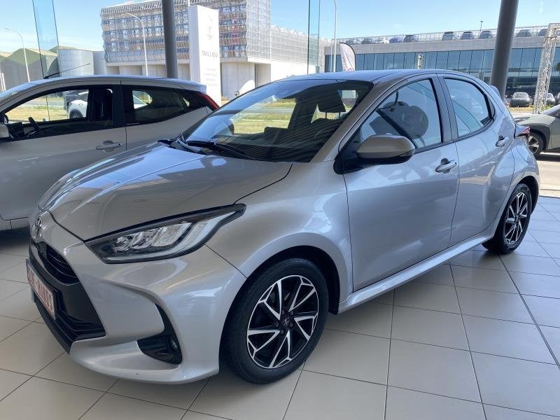 Toyota Yaris Iconic, Argent ou Gris, Achat, Euro 6, Entreprise
