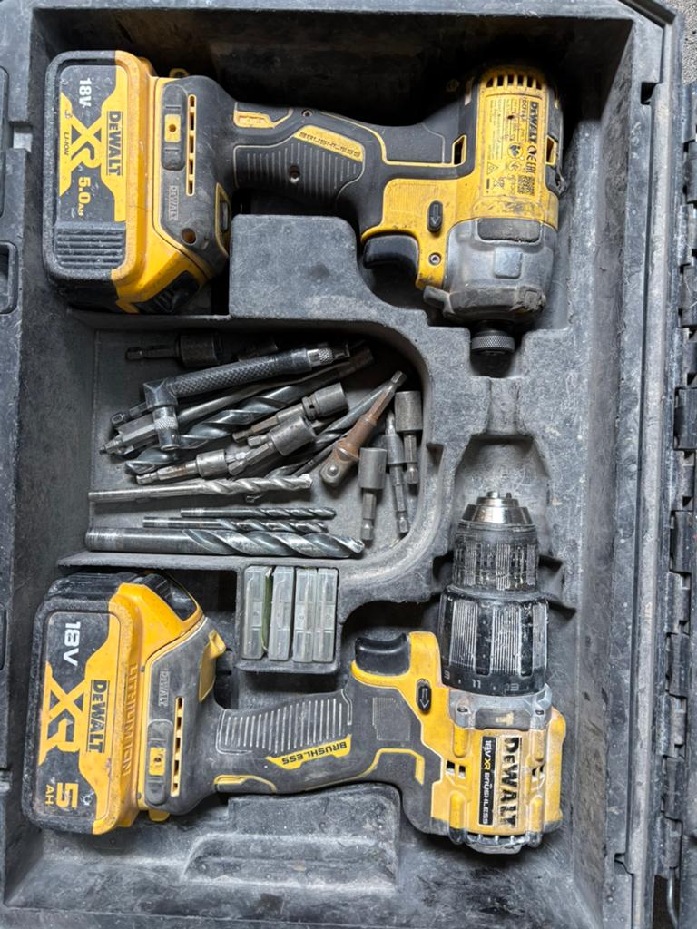 Dewalt accumachines, Doe-het-zelf en Bouw, Ophalen, Zo goed als nieuw
