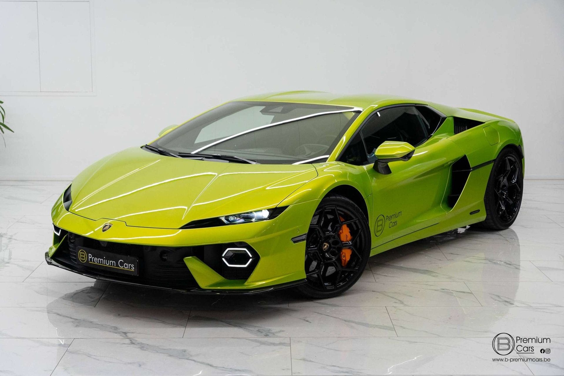 Lamborghini Temerario 4.0 V8 hpev! FULL OPTIONS! Super spec!, Autos, Autres modèles, Achat, Entreprise, 2 places