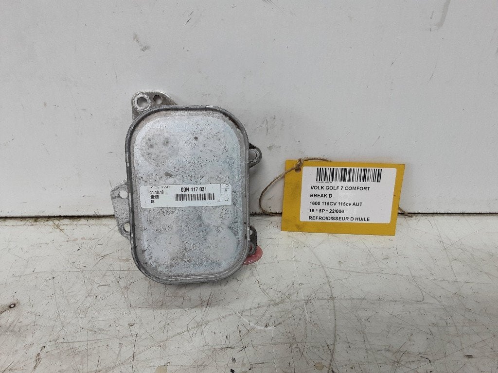 OLIEKOELER Volkswagen Golf VII Variant (AUVV) (03N117021), Gebruikt, Volkswagen