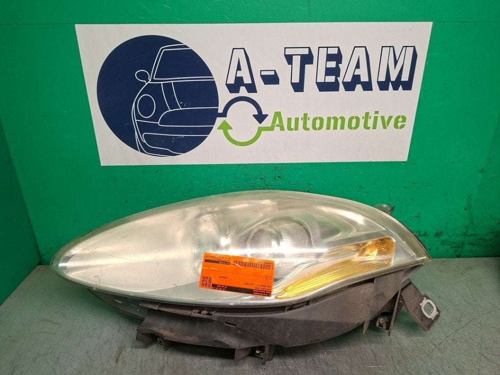 PHARE / OPTIQUE AVANT GAUCHE Bravo (198A) (|0051757538|), FCA Germany GmbH, IPC D1-09 Bahnhofsplatz
65423  Rüsselsheim am Main, DE