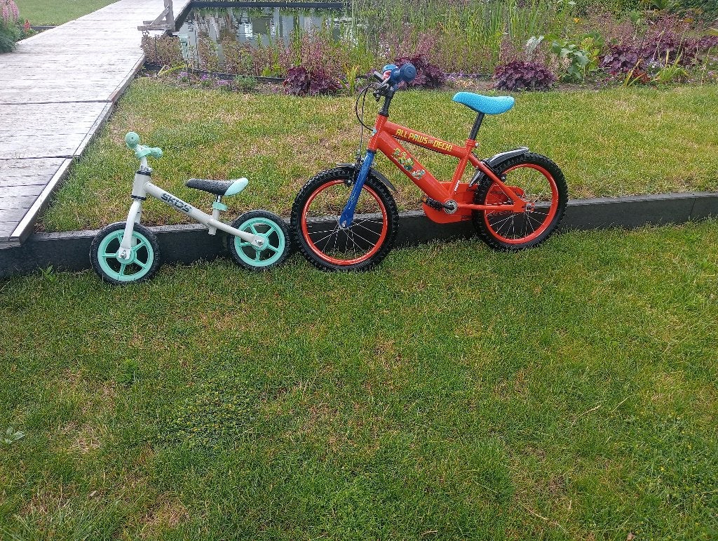 Paw patrol fiets + loopfiets, Kinderen en Baby's, Speelgoed | Buiten | Voertuigen en Loopfietsen, Ophalen, Loopfiets