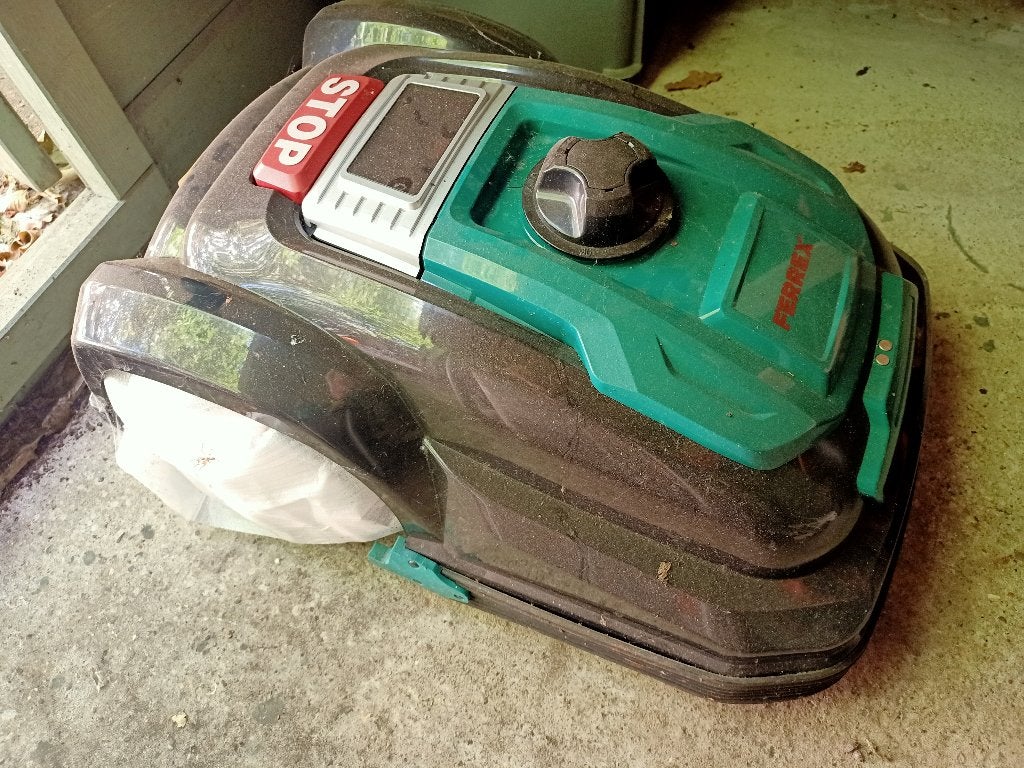 Robotmaaier, Ophalen, Nieuw, Meer dan 25 cm, Ferrex
