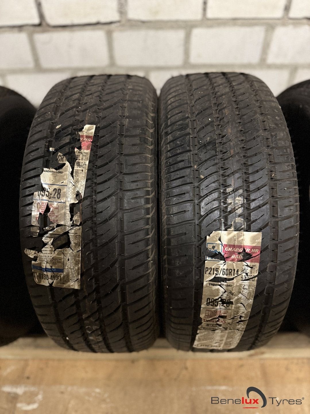 P215/60R14 Buick Century Pontiac 2000 Fiero Grand Am Sunbird, Auto-onderdelen, 14 inch, -, -, Ophalen of Verzenden