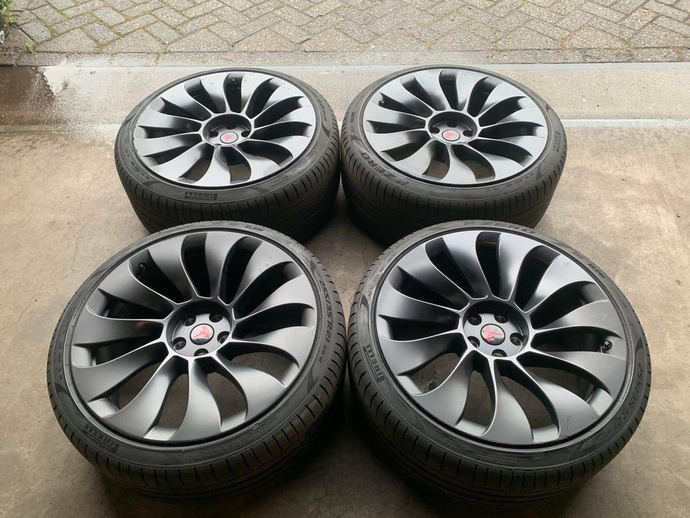 TESLA MODEL Y UBERTURBINE VELGEN + BANDEN 275 35 + 255 35 21, Ophalen of Verzenden, Gebruikt