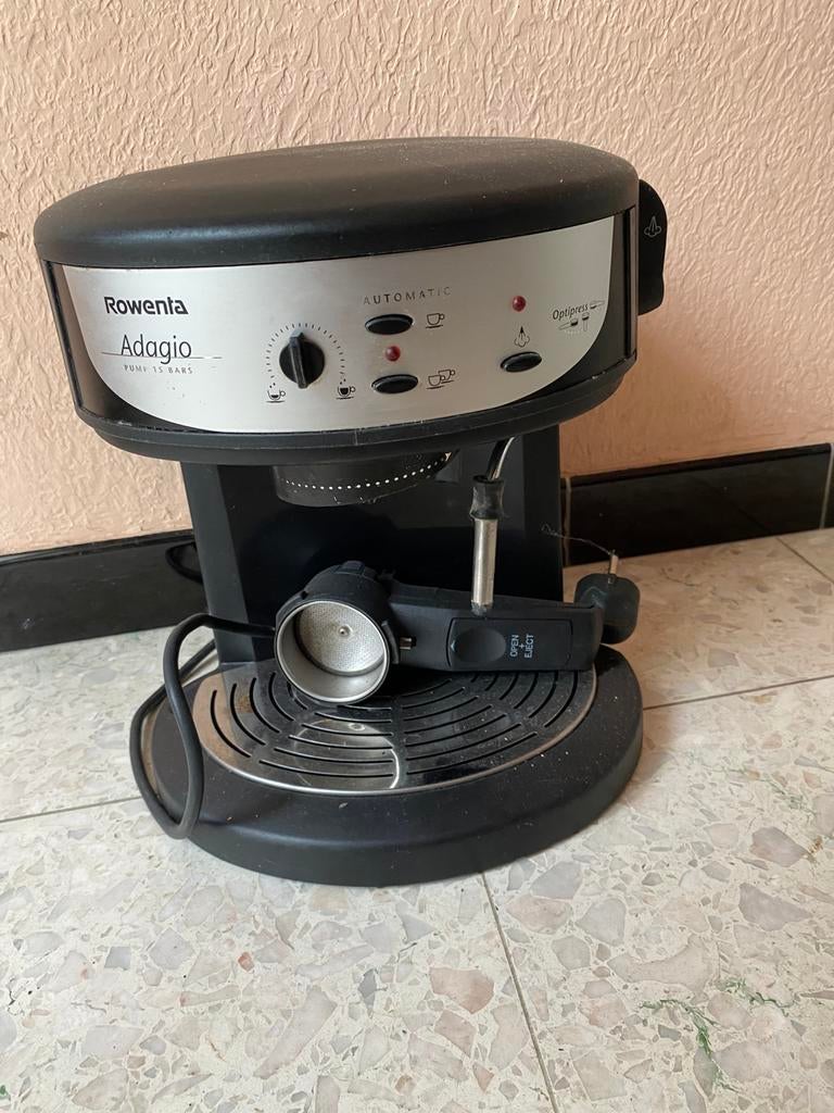 Machine à café Rowenta Adagio, Elektronische apparatuur, Koffiezetapparaten, Ophalen, Zo goed als nieuw