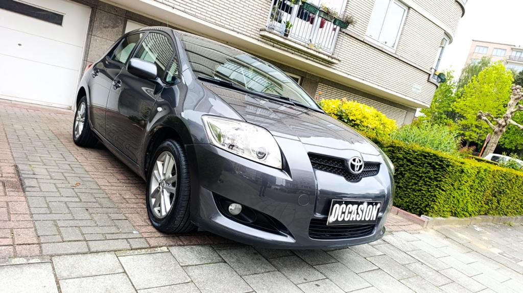 TOYOTA AURIS ESSENCE 0484900222 .65000km carnet CtokCarpass, Autos, Argent ou Gris, Achat, Entreprise, Boîte manuelle