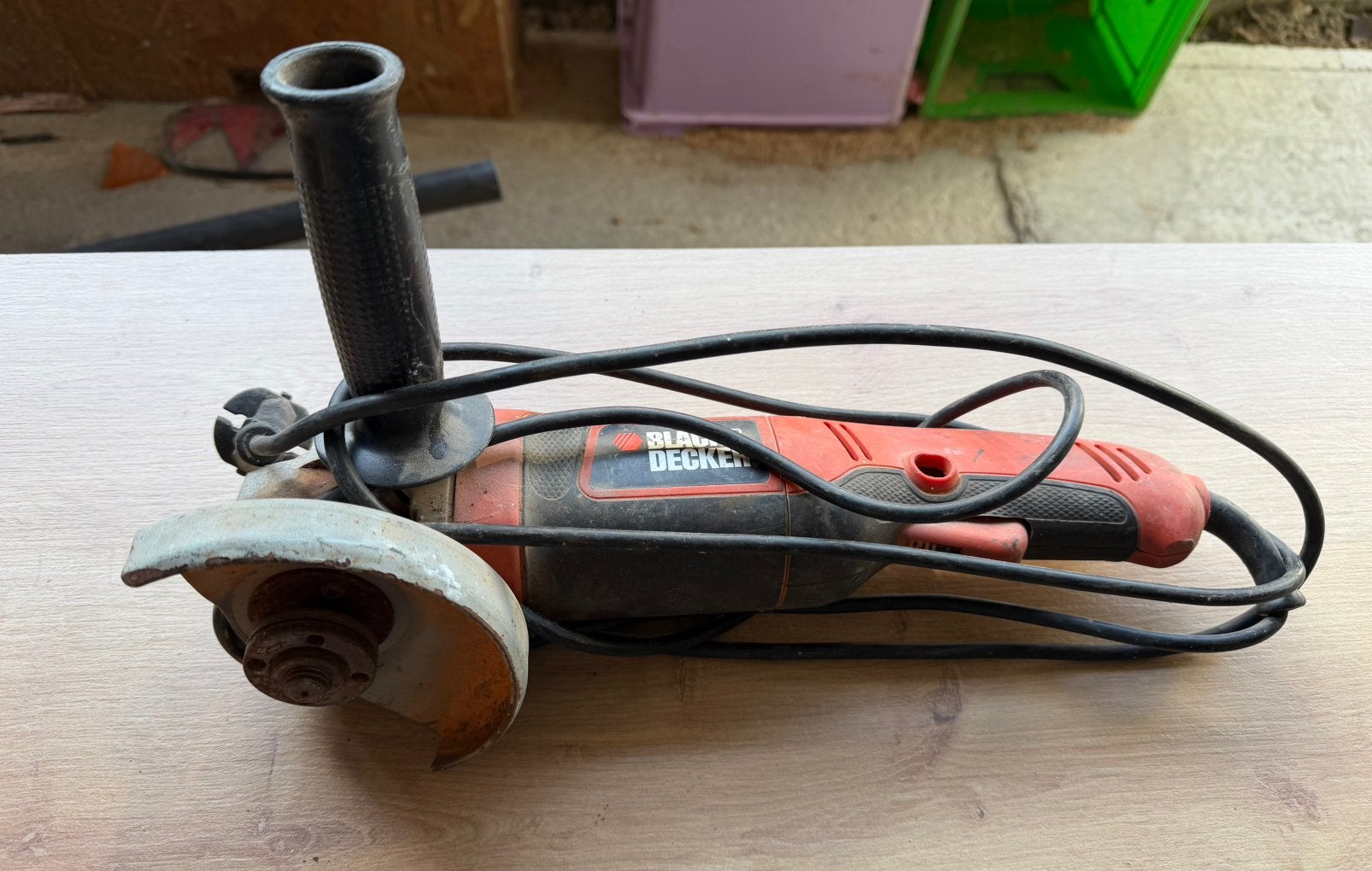 Disqueuse Black&Decker, Enlèvement, Utilisé, 1000 watts ou plus, Meuleuse d'angle