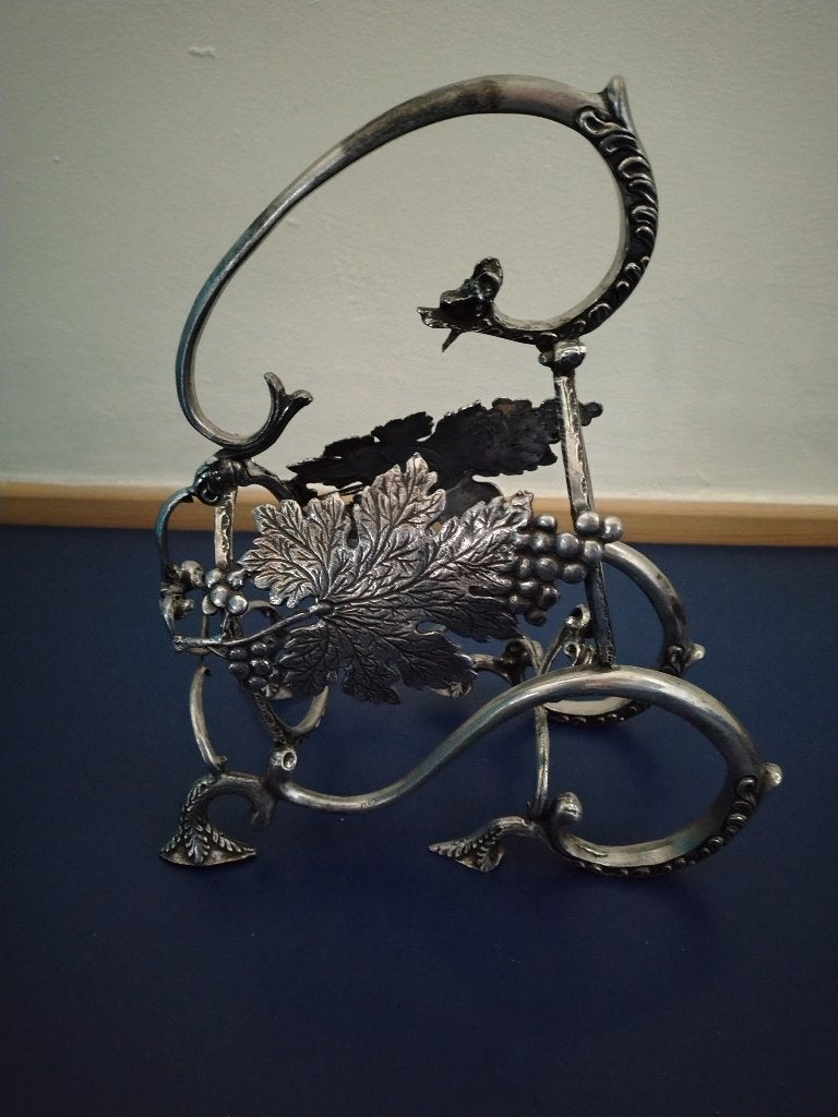 Wijnhouder tin, Ophalen