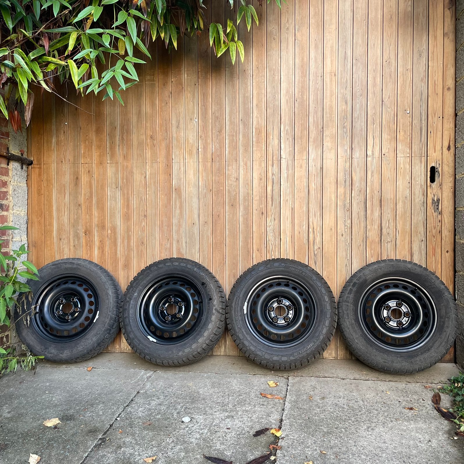 Paire de roues 16” VW 5 x 120 Michelin Agilis Crossclimate, Pneus et Jantes, 4 Saisons, 16 pouces, Véhicule utilitaire