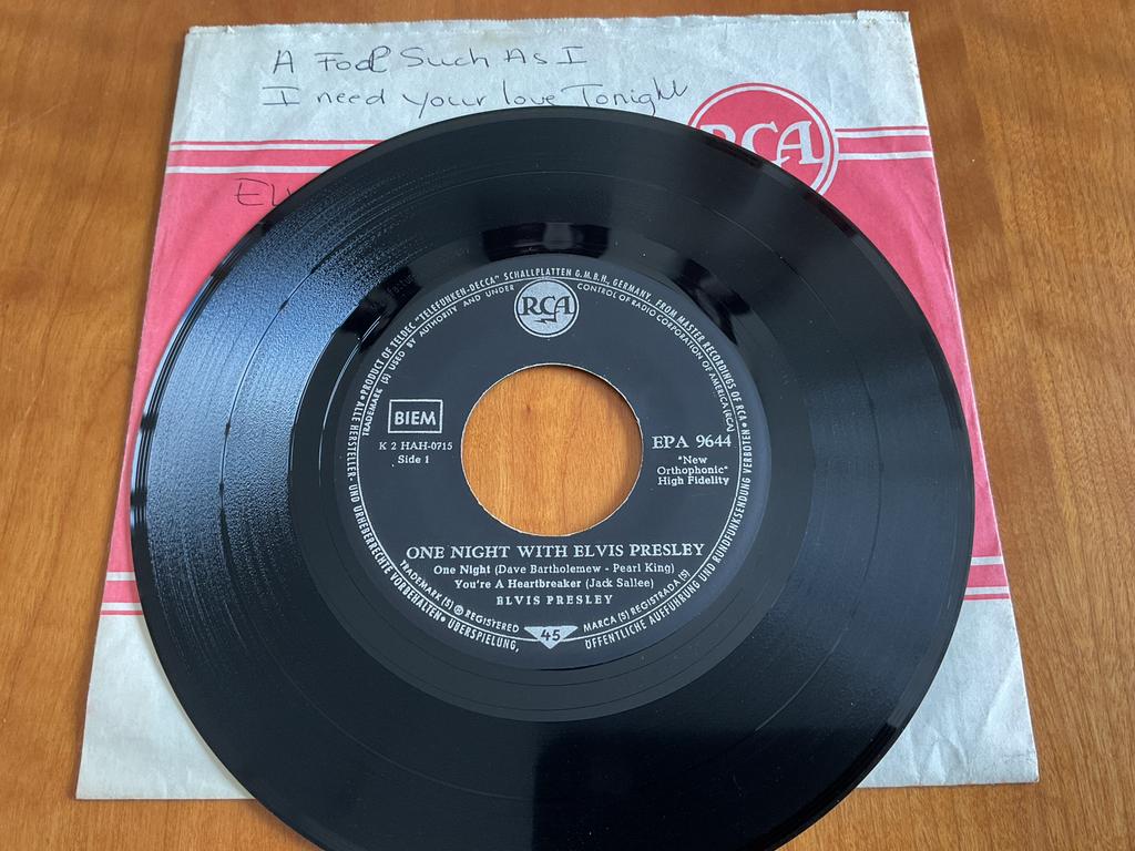 Elvis Presley - One Night With Elvis Presley + 3 EP, EP, Ophalen of Verzenden, Gebruikt
