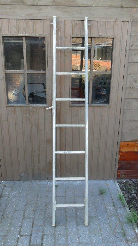 ALUMINIUM LADDER, Doe-het-zelf en Bouw, Ophalen, Zo goed als nieuw, Ladder, Minder dan 2 meter