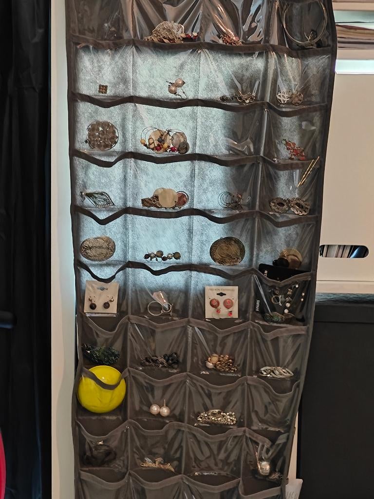 Juwelen hanger met juwelen, Ophalen, Gebruikt