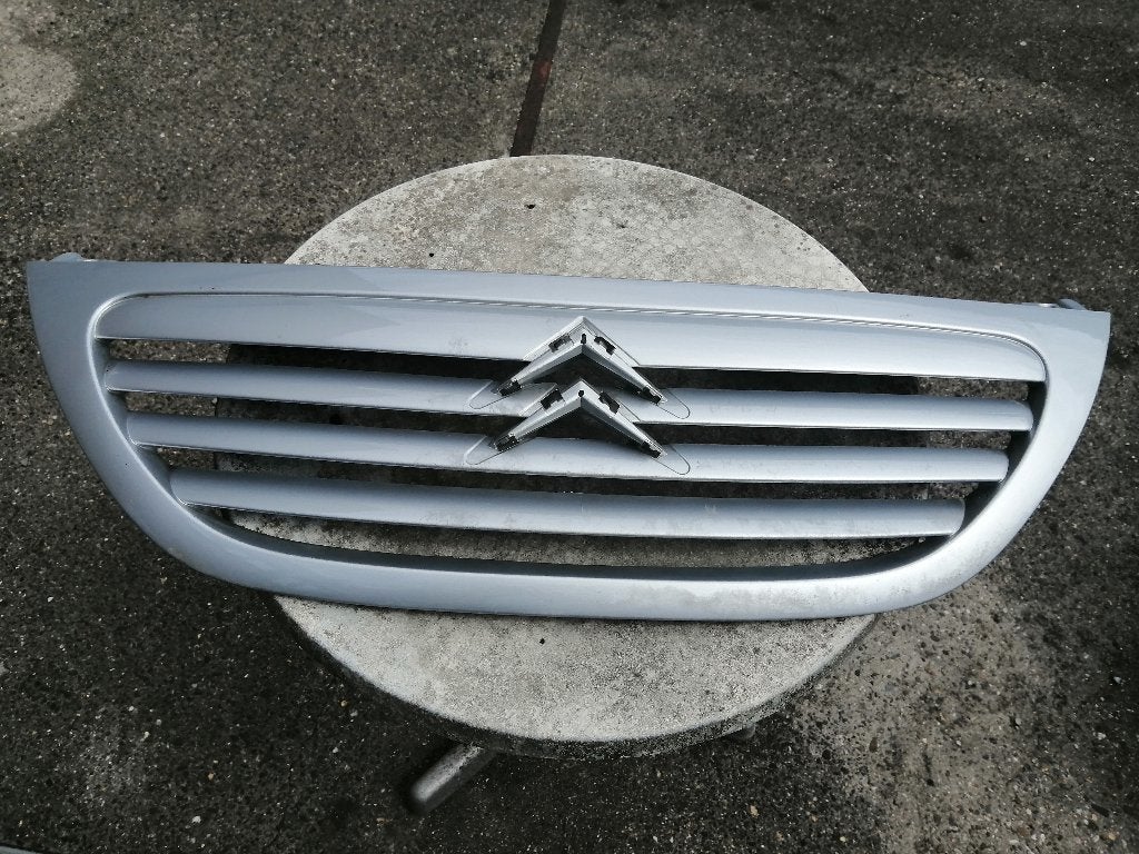 Calandre d'origine Citroën C3 Phase 1 (2002-2005), Autos : Pièces & Accessoires, Enlèvement, Avant, Citroën