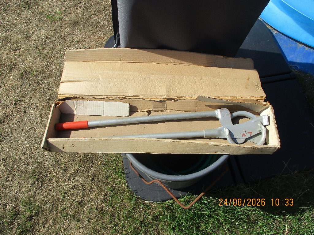 cintreuse pour tubes en cuivre et en aluminium. 12 + 15 mm., Bricolage & Construction, Enlèvement ou Envoi, Utilisé, Autres types