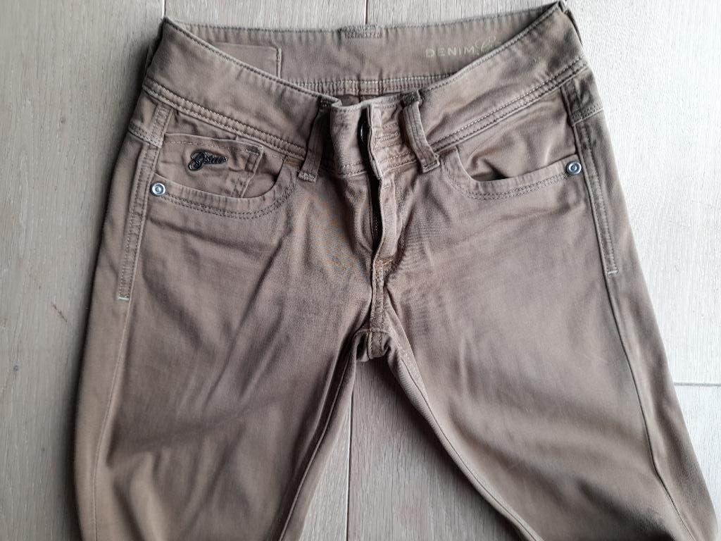 Jeans G-star beige maat 26, G-star raw, Ophalen of Verzenden, Zo goed als nieuw, Overige kleuren