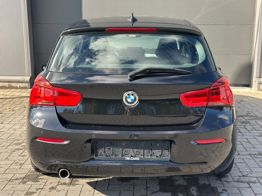 BMW 116I LED gekeurd voor verkoop, Auto's, Voorwielaandrijving, Zwart, Bedrijf, 5 deurs