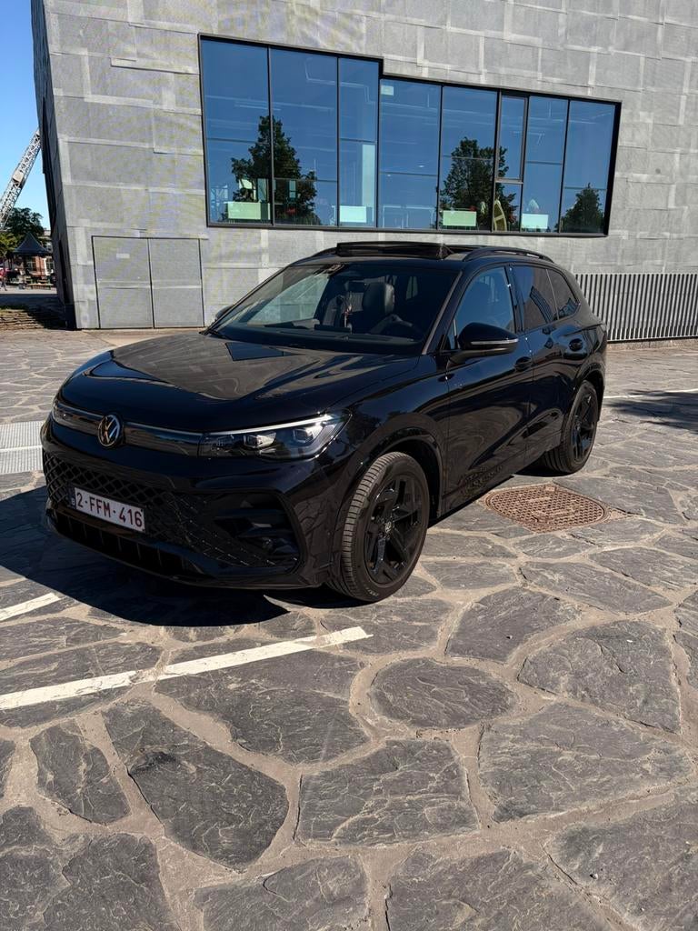 Tiguan 2024 R-Line Hybrid – Full Option – Nieuwstaat, Cuir, Phares entièrement LED, Achat, Entreprise